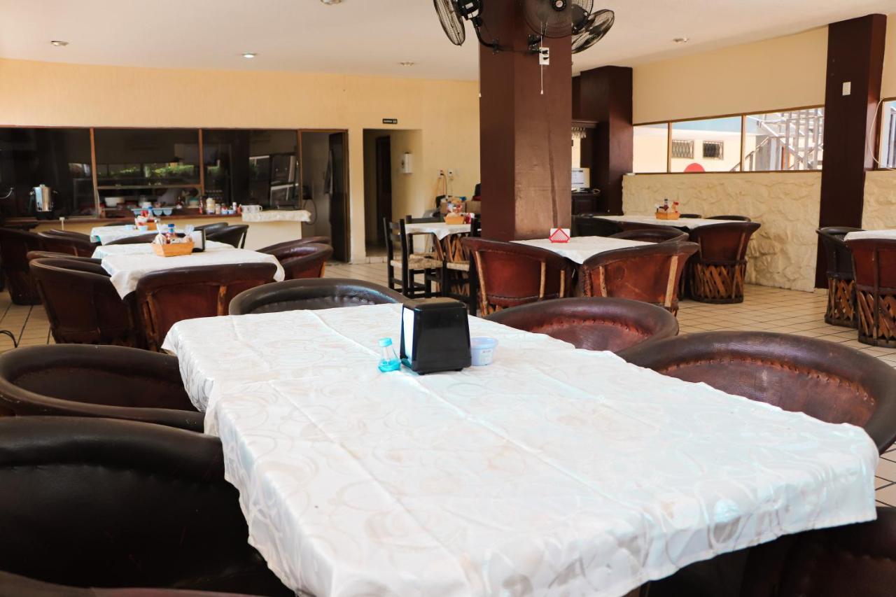 Hotel Gina Tecomán Εξωτερικό φωτογραφία